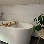 アパート Cozy Townhouse At The Sea!