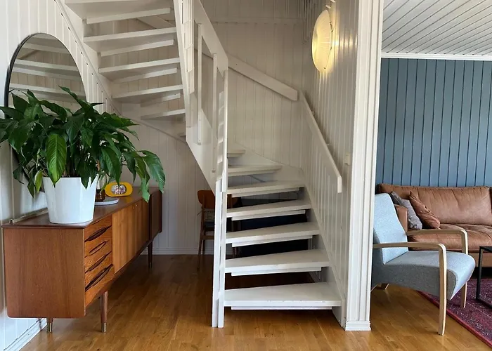Cozy Townhouse At The Sea! Salhus